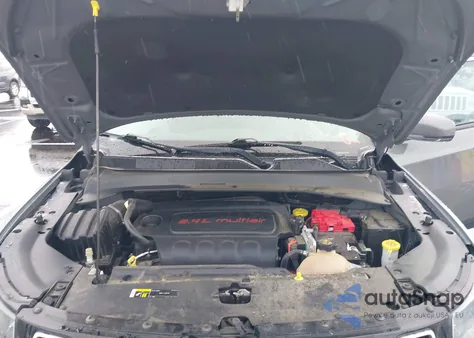 2020 Jeep Compass Limited 4X4 from USA, damaged, VIN 3C4NJDCB4LT151437